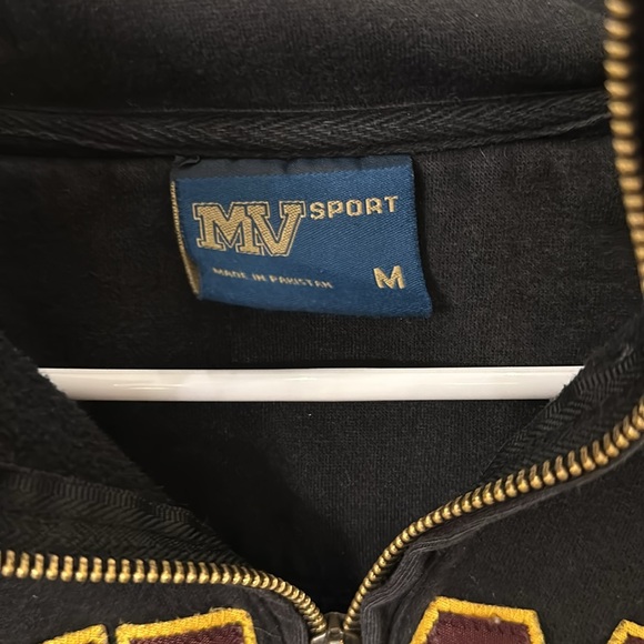 university of minnesota 1/4 zip crew neck, quarter zip, u of m - Picture 3 of 4